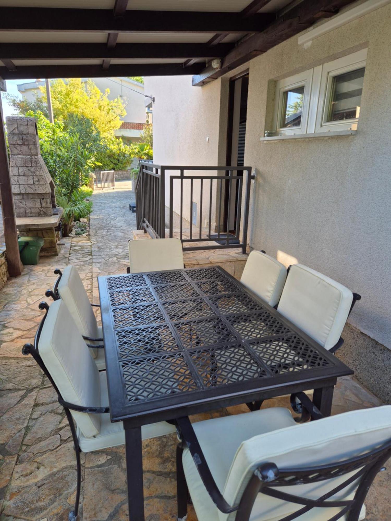 Holiday Home Marija Vantacici Luaran gambar