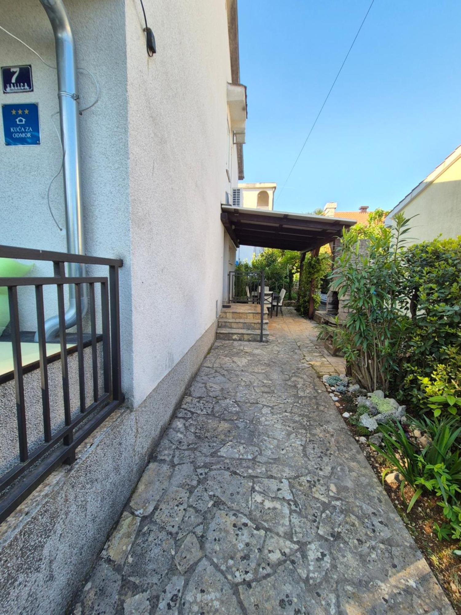 Holiday Home Marija Vantacici Luaran gambar